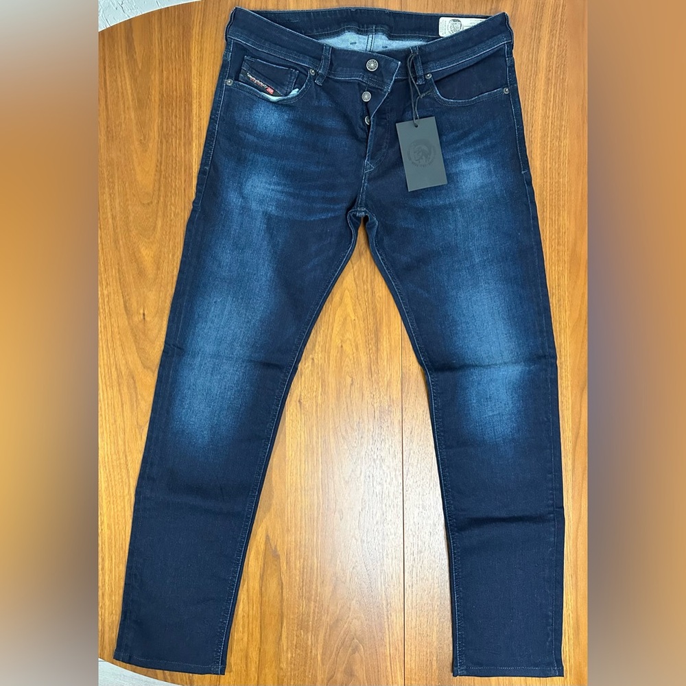 NEW. Diesel Skinny Sleenker Jeans in Men’s 34 waist, 32 length